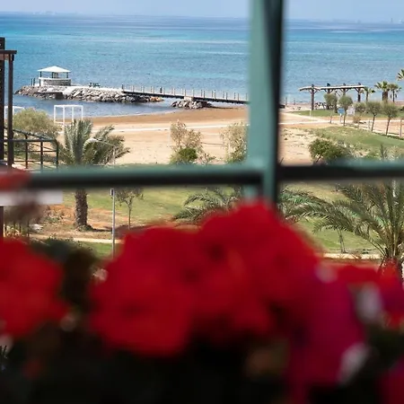 Апартаменты Peach With Sea View Vokolidha