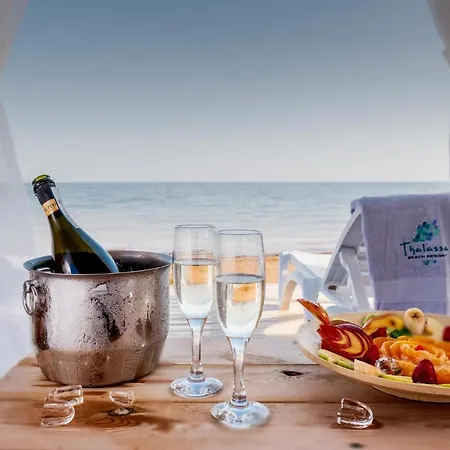 Peach With Sea View Апартаменты Vokolidha